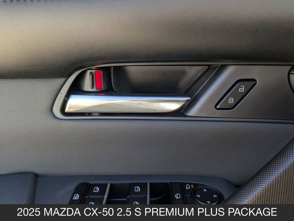 2025 Mazda CX-50 Premium Plus - Photo 13