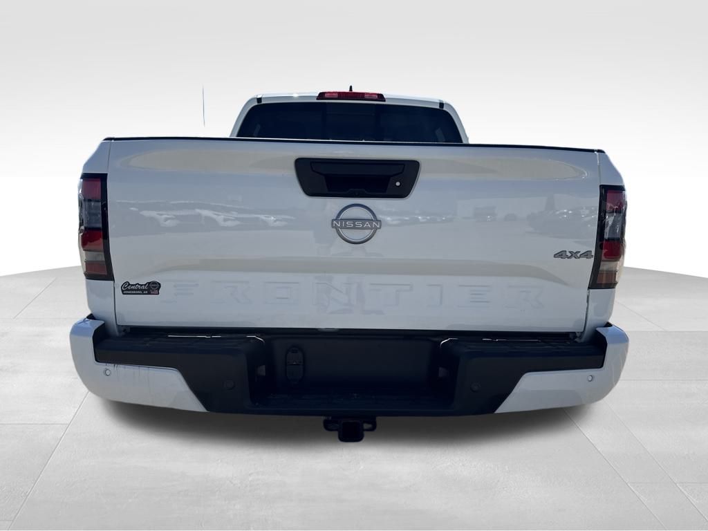2026 Nissan Frontier SV photo 4