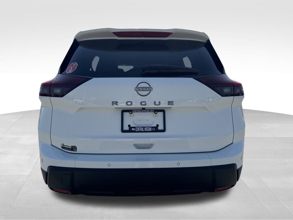 2025 Nissan Rogue S photo 4