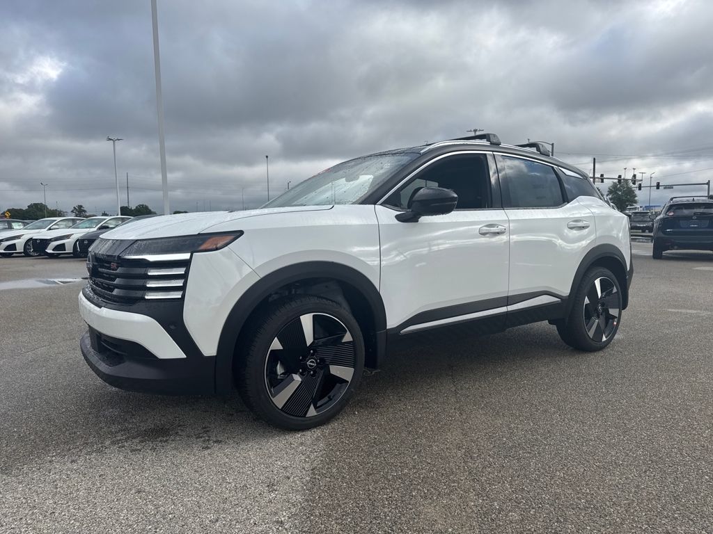 2026 Nissan KICKS SR's photo