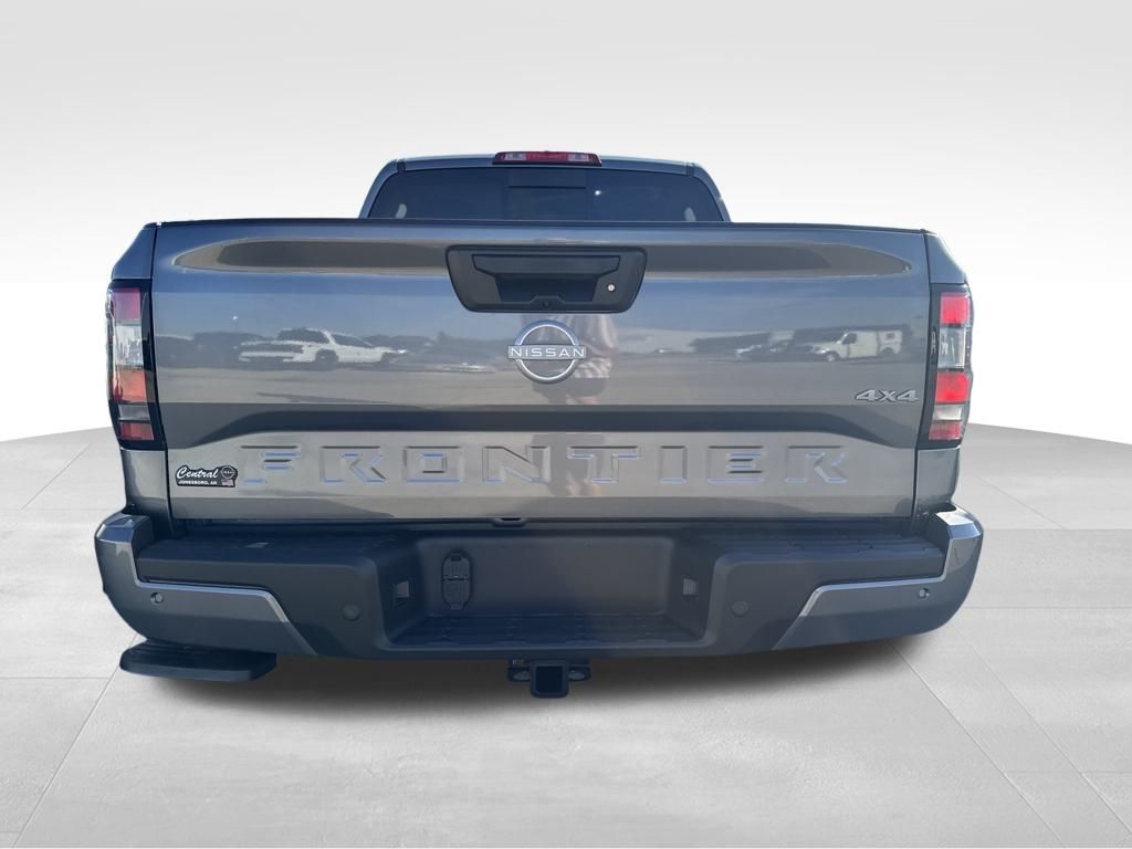 2026 Nissan Frontier SV photo 4