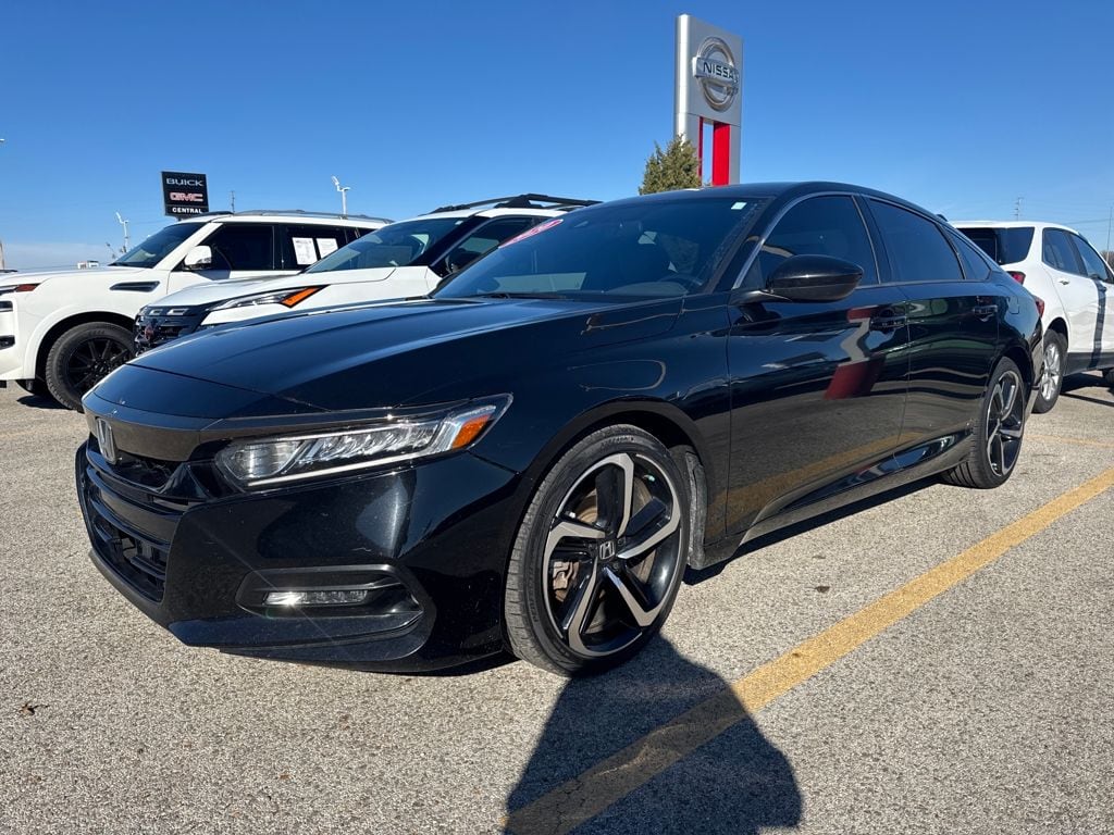 2020 Honda Accord Sport's photo