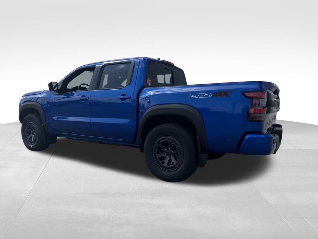 2026 Nissan Frontier PRO-4X photo 3