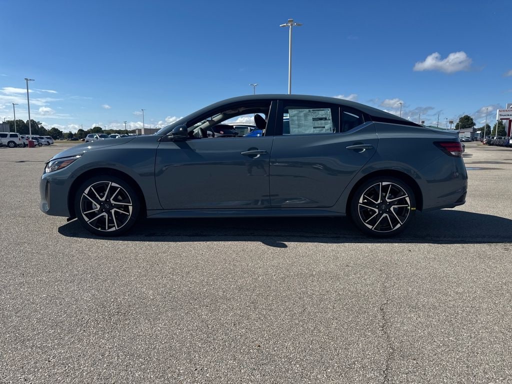 New 2025 Nissan Sentra SR Sedan