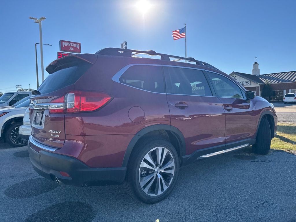 2022 Subaru Ascent Limited photo 4