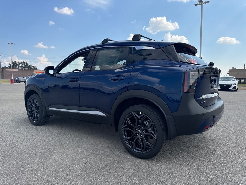 New 2026 Nissan Kicks SR SUV