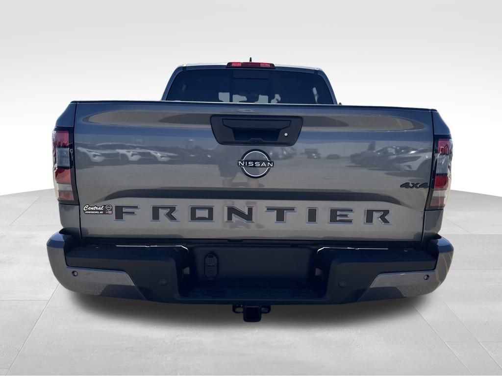 2026 Nissan Frontier SV photo 3