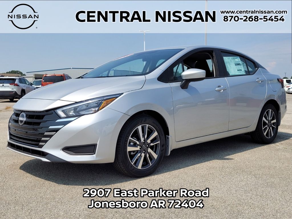 2025 Nissan Versa Sedan SV