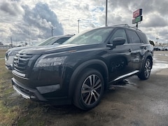 2025 Nissan Pathfinder Platinum SUV