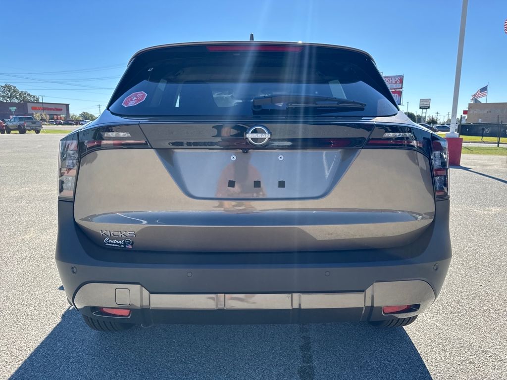 2026 Nissan Kicks SV photo 4