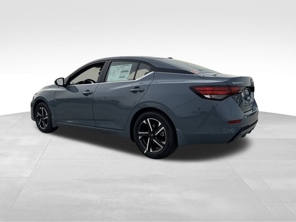 2025 Nissan Sentra SV photo 3