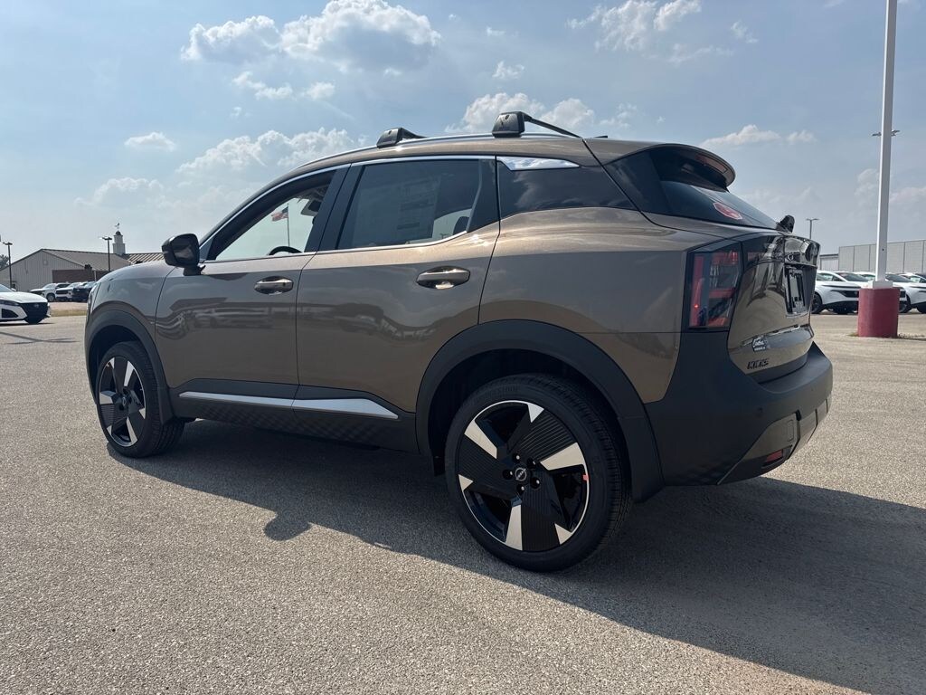New 2026 Nissan Kicks SR SUV