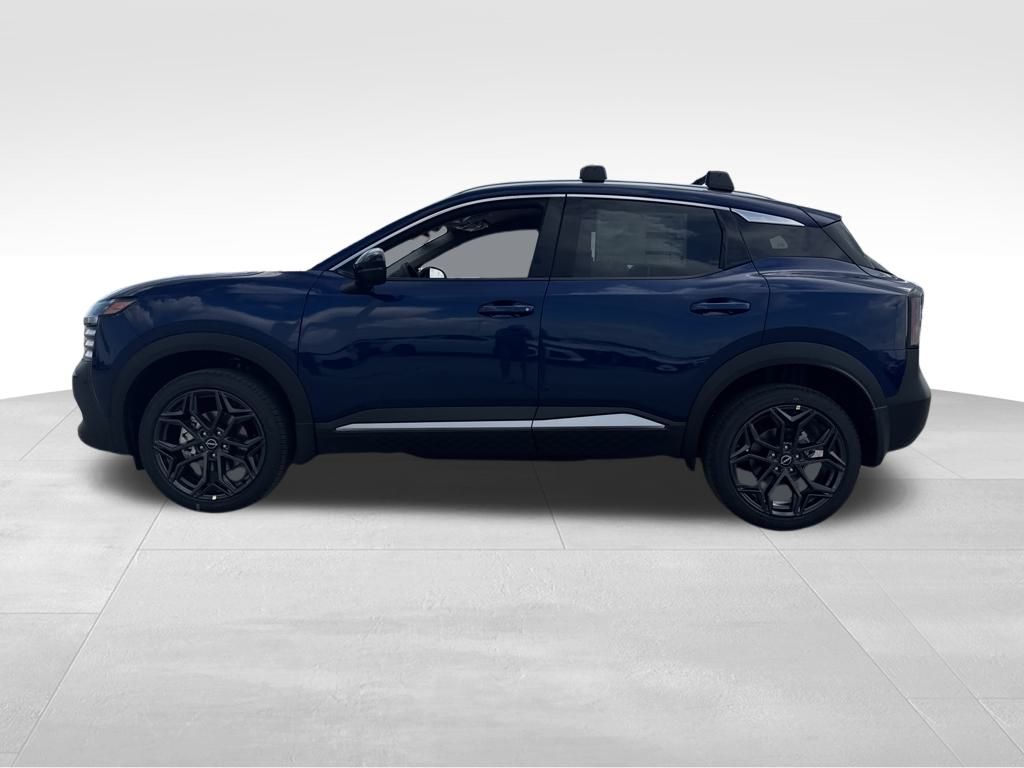 2026 Nissan Kicks SR photo 2