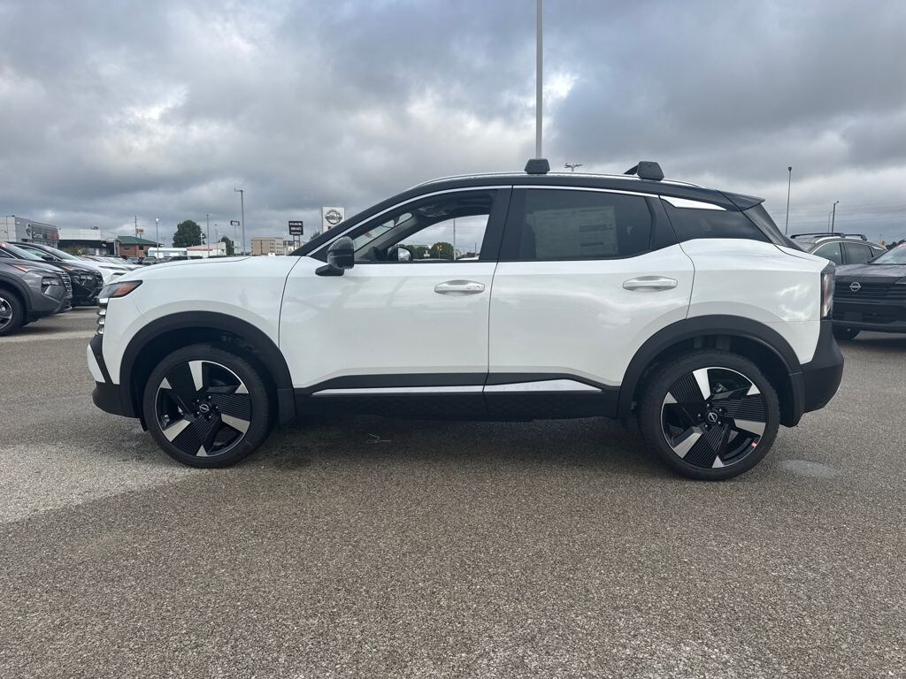 New 2026 Nissan Kicks SR SUV