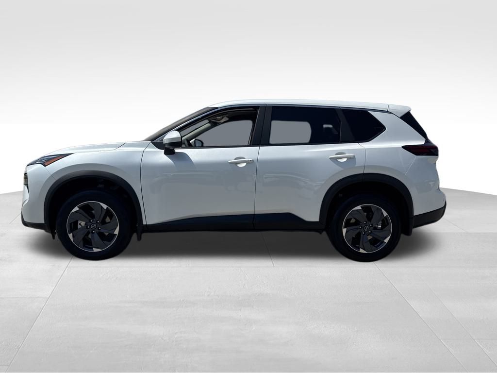 2026 Nissan Rogue SV photo 2