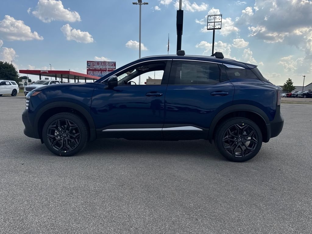 New 2026 Nissan Kicks SR SUV