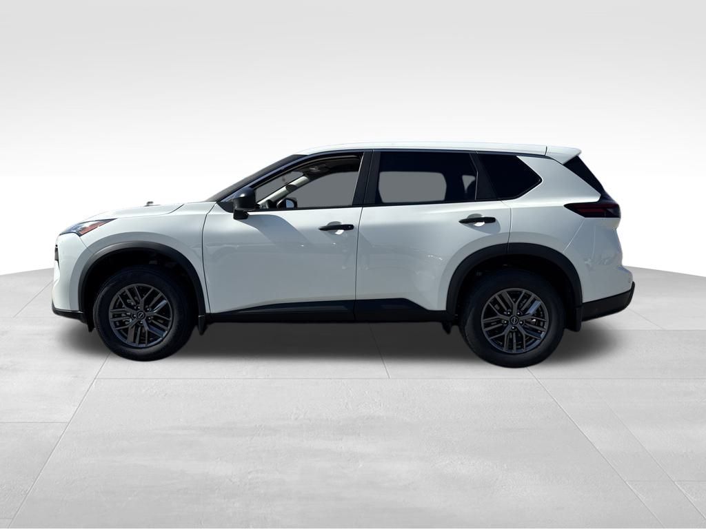 2025 Nissan Rogue S photo 2