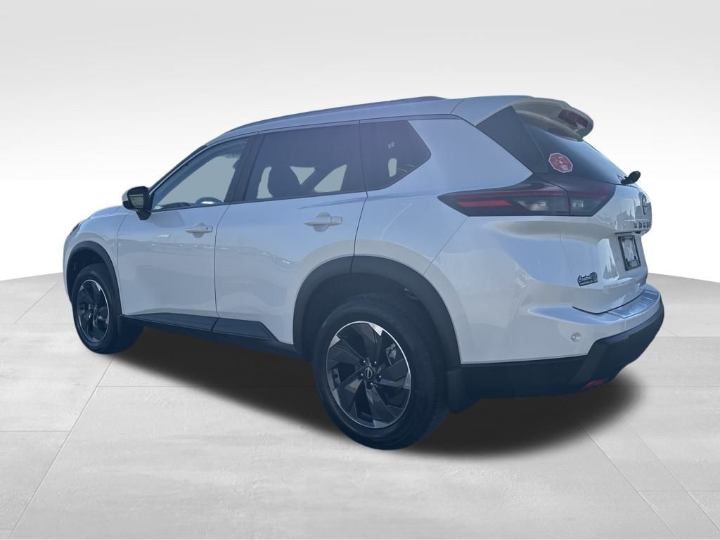 2026 Nissan Rogue SV photo 3