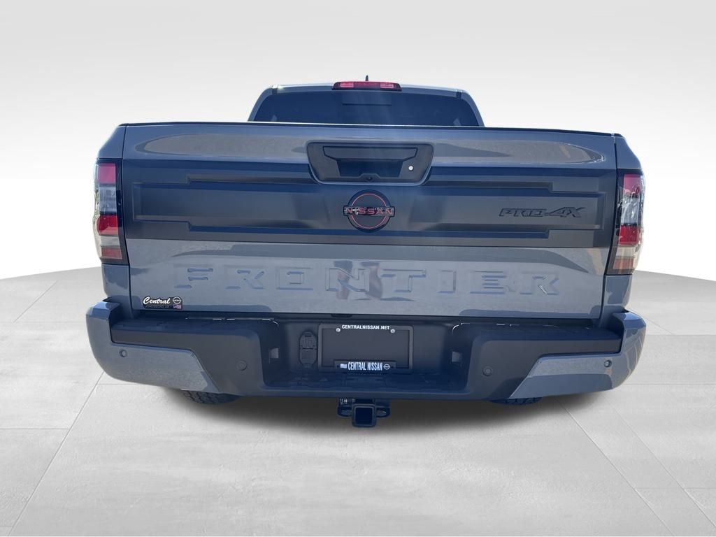 2026 Nissan Frontier PRO-4X photo 4