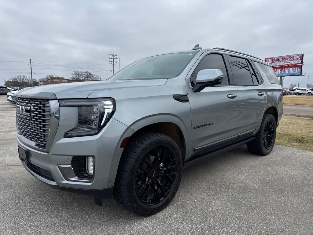 2024 GMC Yukon Denali Ultimate's photo