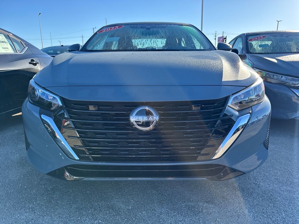 2025 Nissan Sentra SV photo 2