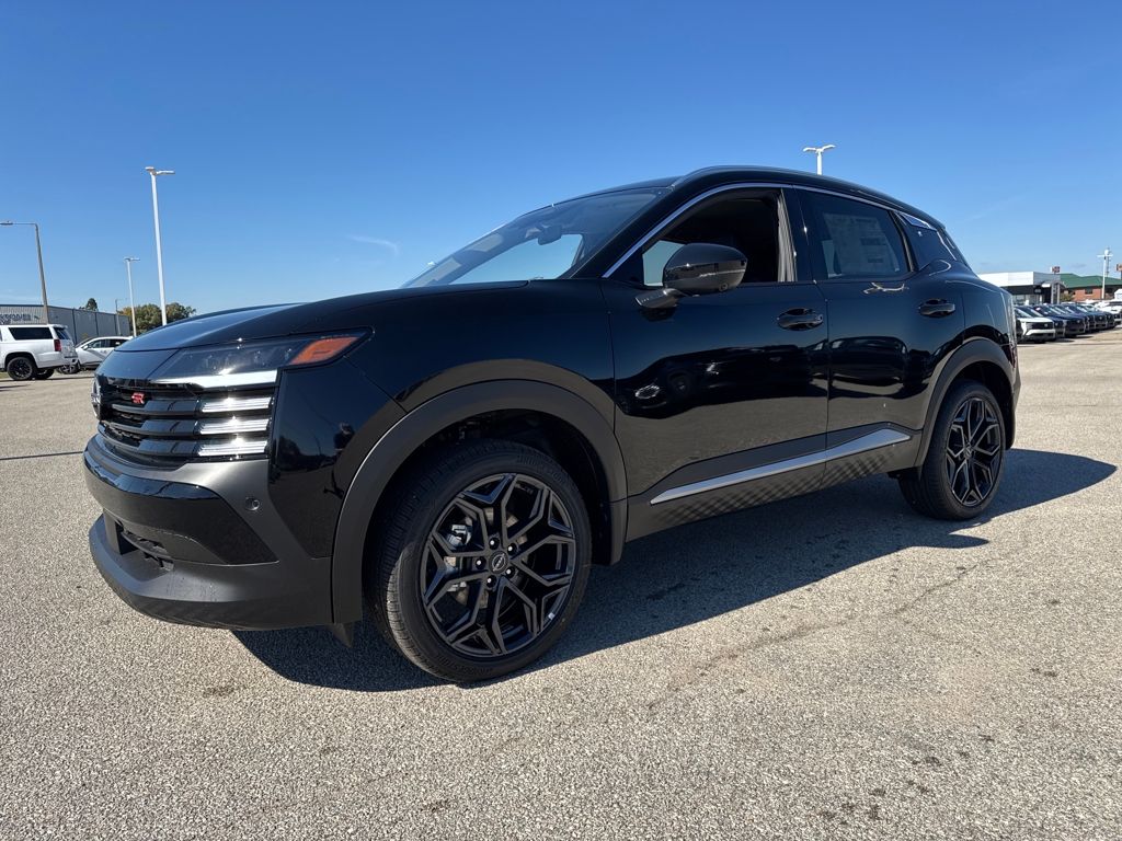 2026 Nissan KICKS SR's photo