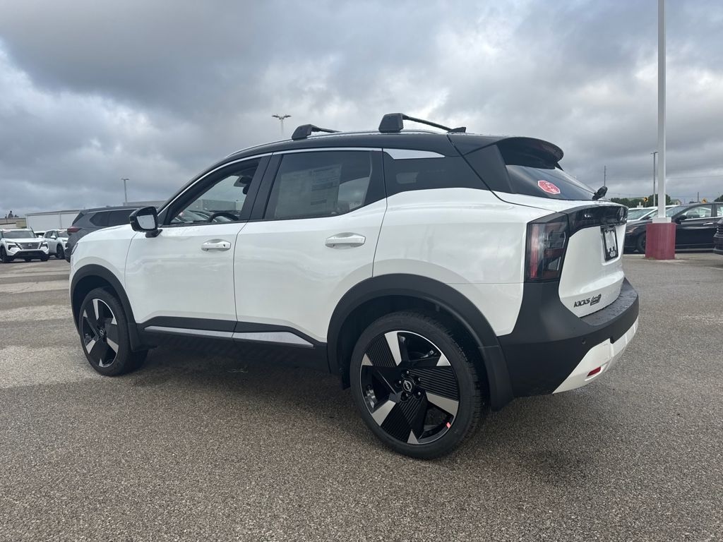 New 2026 Nissan Kicks SR SUV