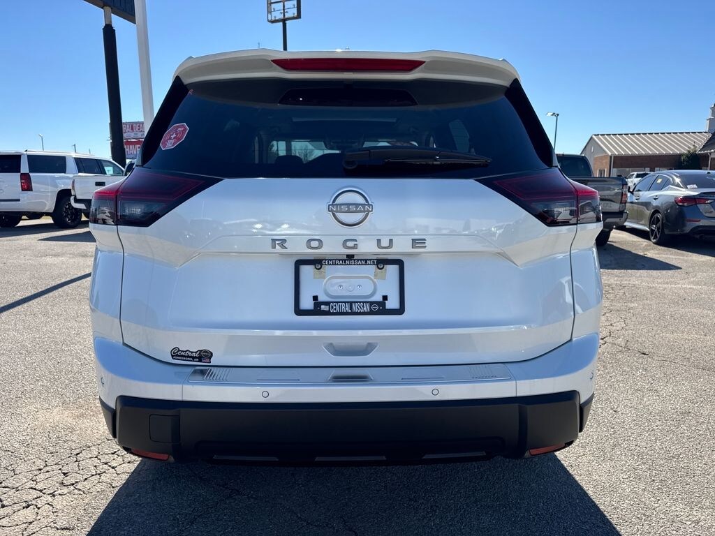 New 2026 Nissan Rogue SV SUV