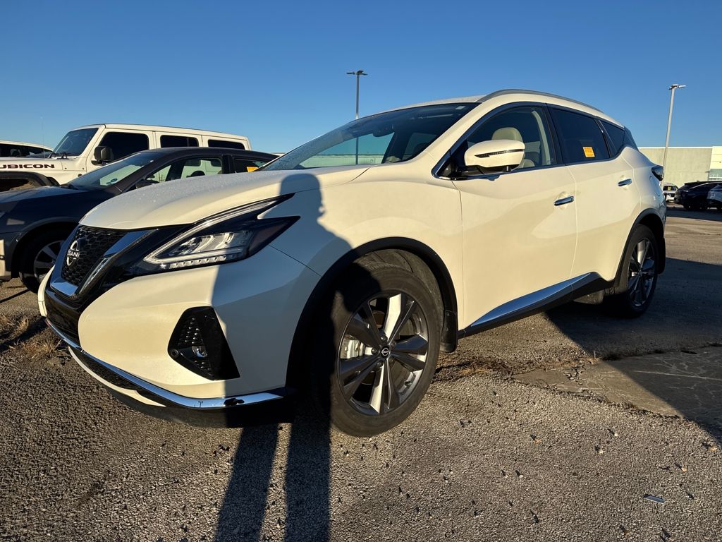 2023 Nissan Murano Platinum's photo