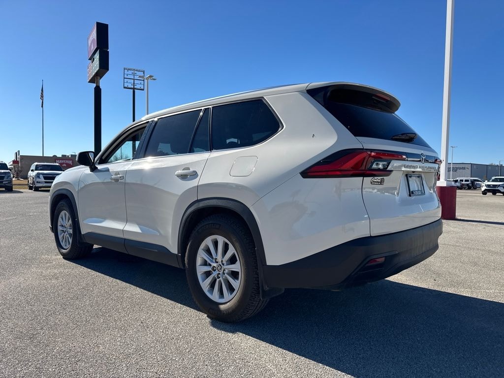 Used 2024 Toyota Grand Highlander XLE SUV