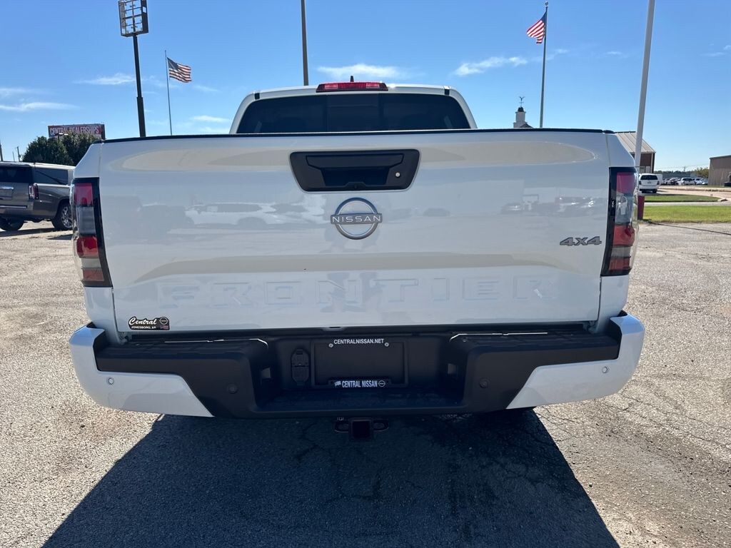 New 2026 Nissan Frontier SV Truck