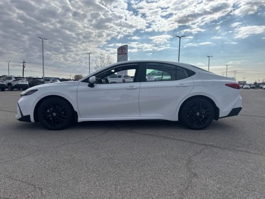 Used 2026 Toyota Camry SE Sedan