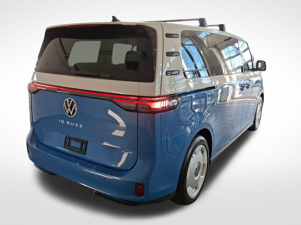 2025 Volkswagen ID. Buzz photo 3