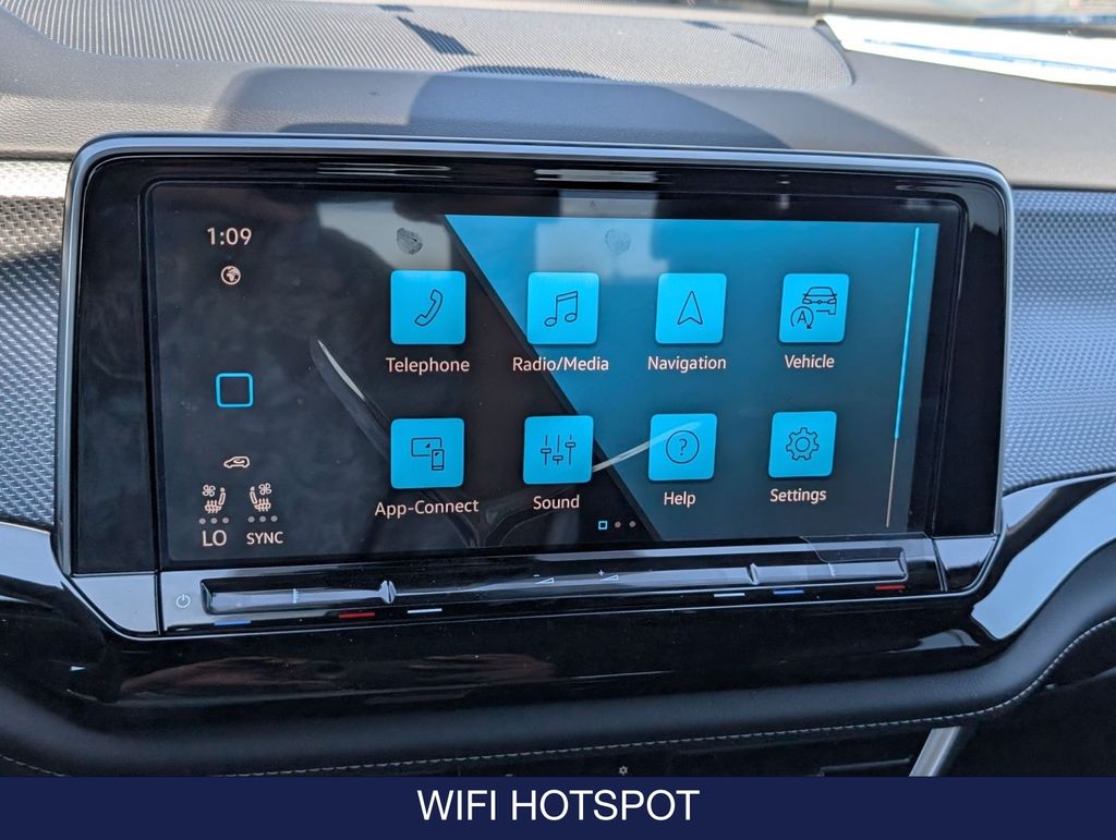 2026 Volkswagen Atlas Cross Sport SEL R-LINE - Photo 23