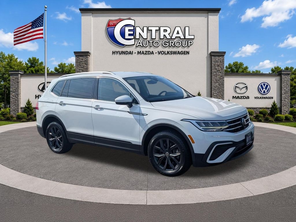 Used 2024 Volkswagen Tiguan 2.0T SE SUV