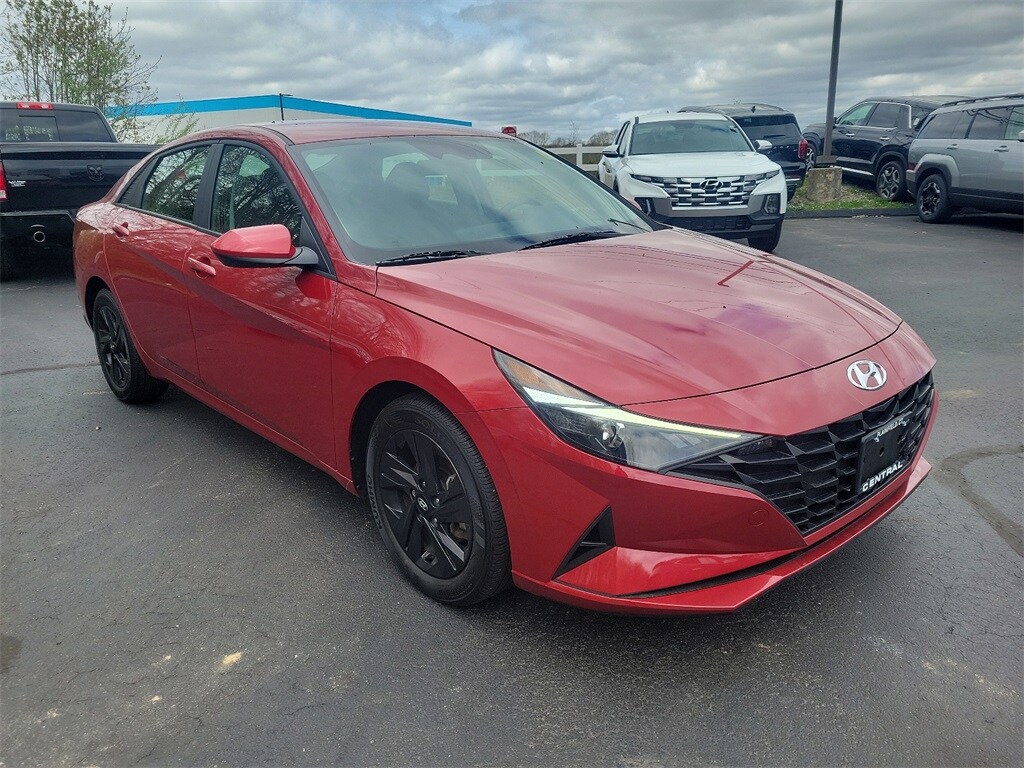 Used 2021 Hyundai Elantra SEL with VIN KMHLM4AG3MU182789 for sale in Plainfield, CT