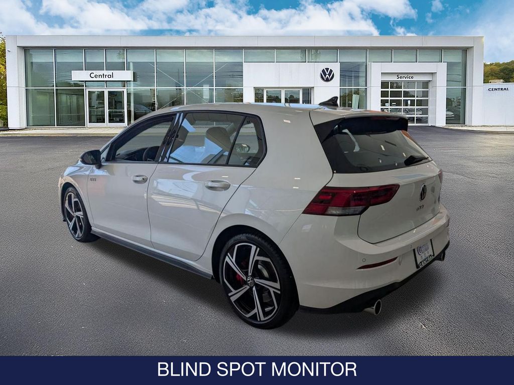 2026 Volkswagen Golf GTI SE - Photo 6