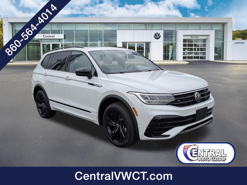 2023 Volkswagen Tiguan SE R-LINE BLACK