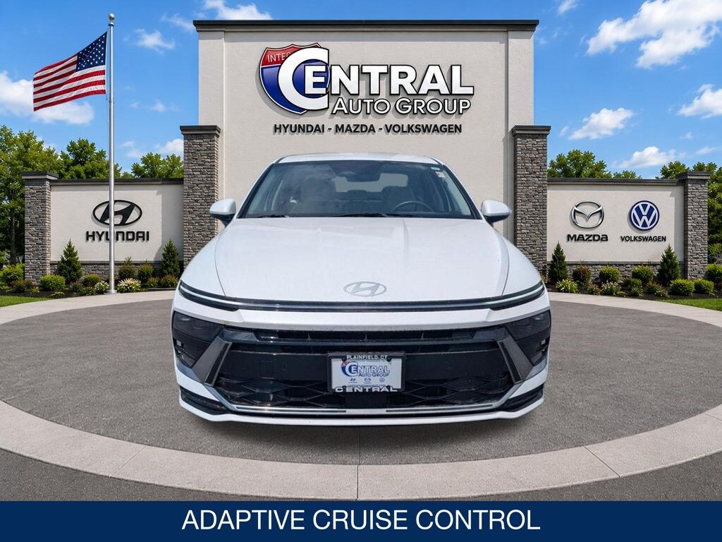 Used 2025 Hyundai Sonata Hybrid SEL Sedan