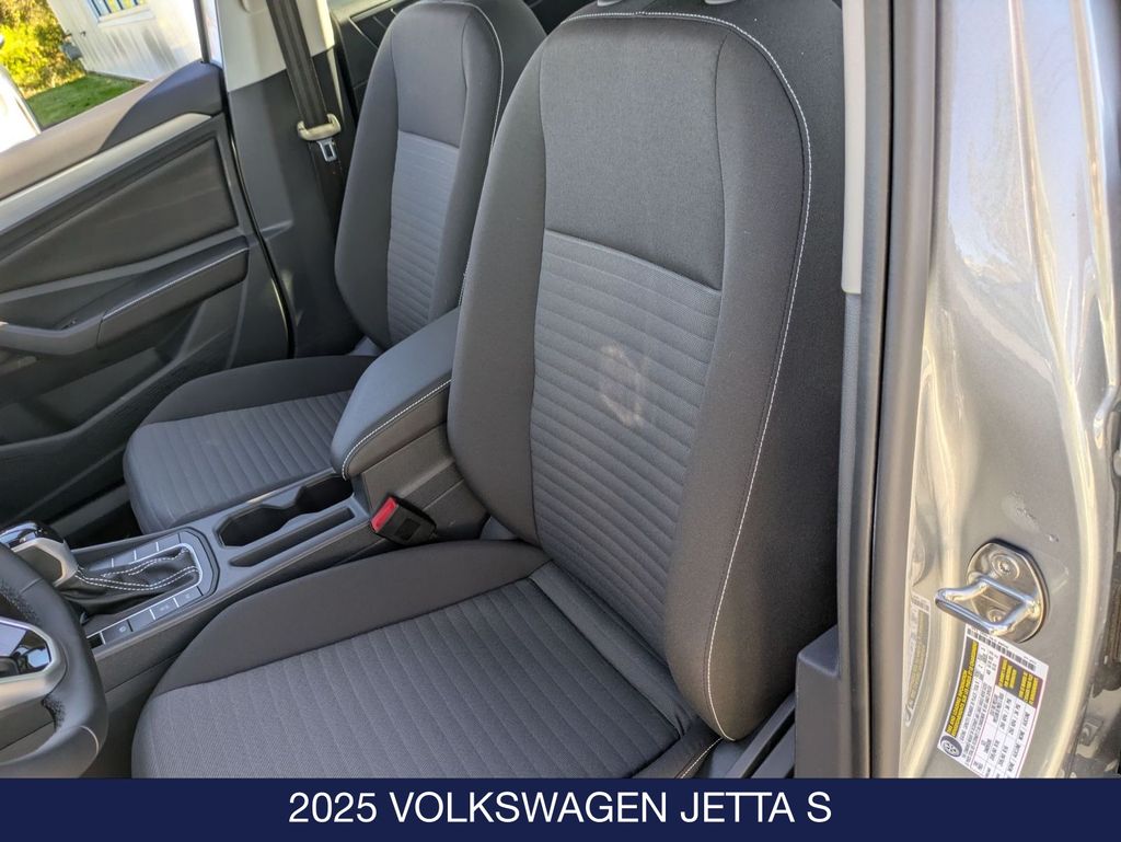 2025 Volkswagen Jetta S - Photo 10