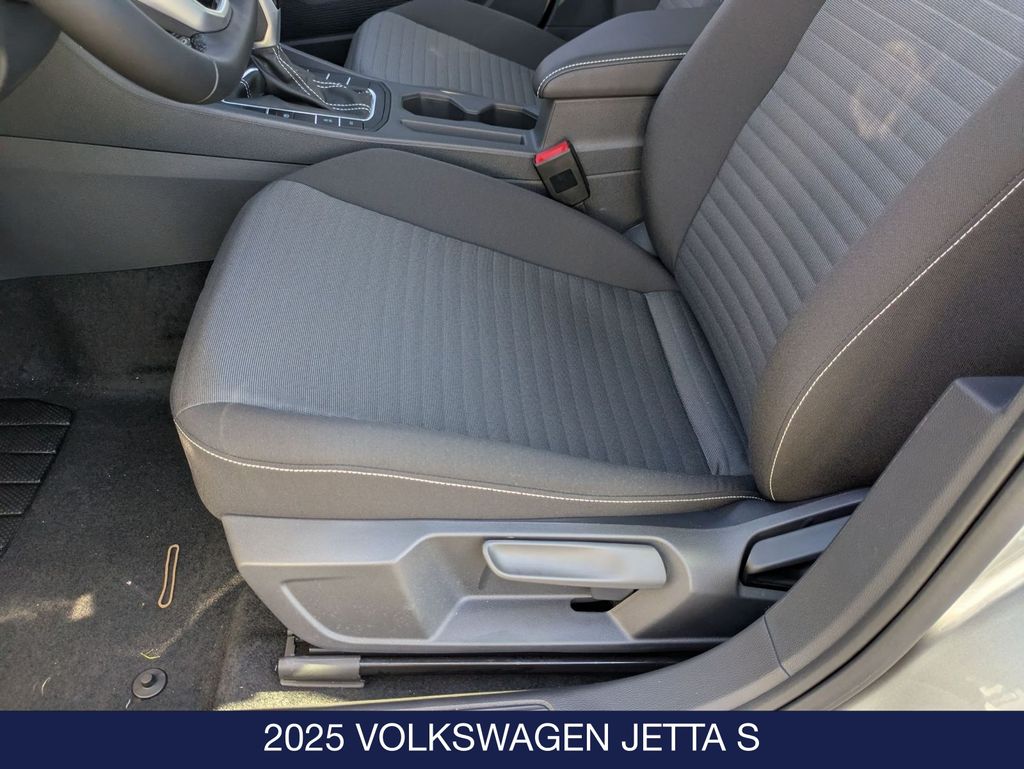2025 Volkswagen Jetta S - Photo 11