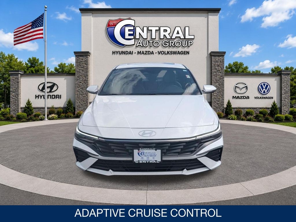 Used 2025 Hyundai Elantra Hybrid Limited Sedan