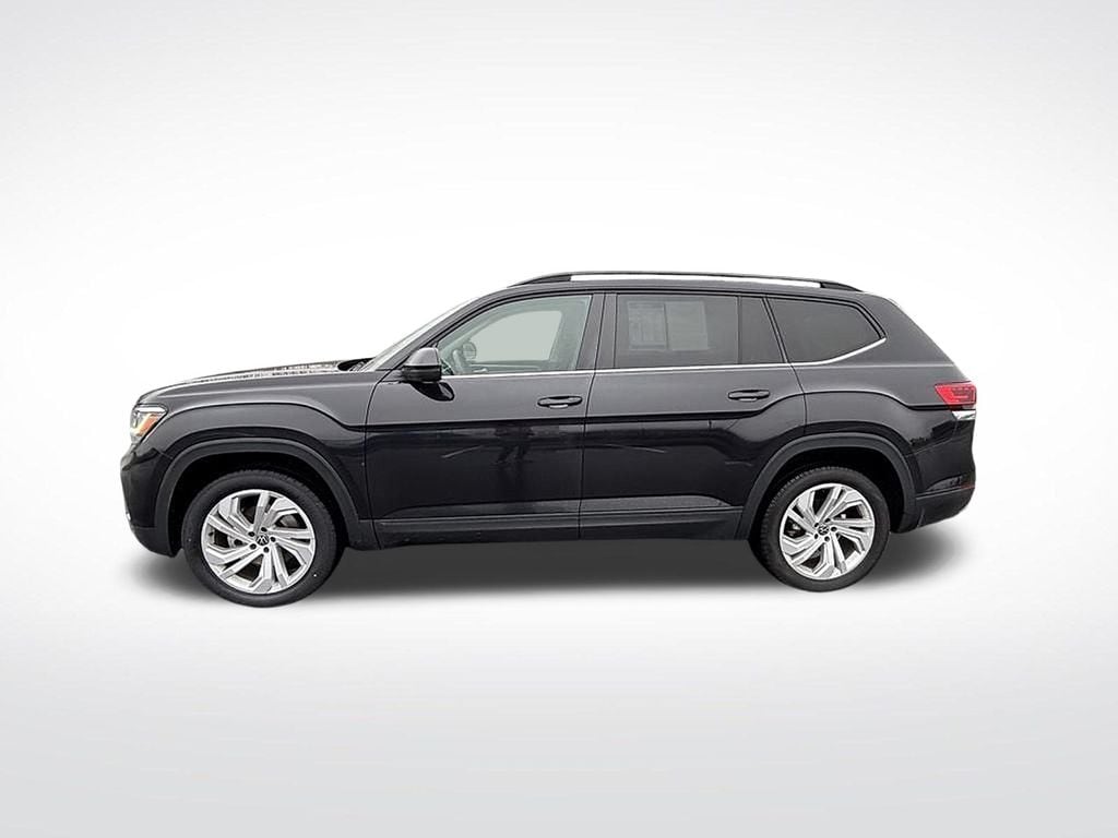 Used 2021 Volkswagen Atlas SE w/Tech with VIN 1V2KP2CA5MC577324 for sale in Plainfield, CT