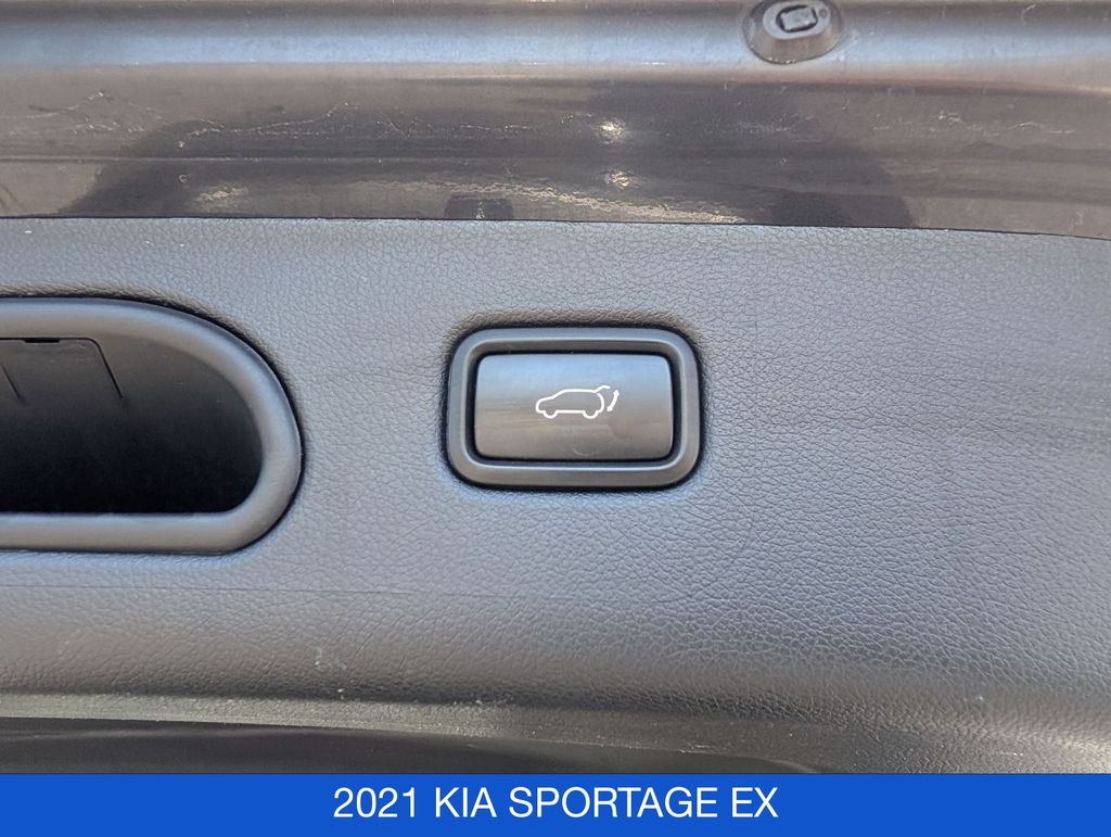 2021 Kia Sportage EX - Photo 32