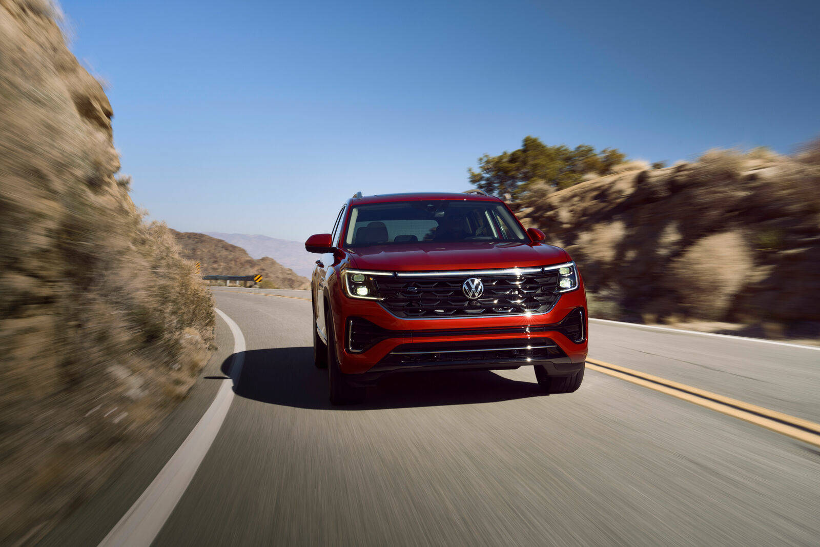 Picture of 2024 Volkswagen Atlas Driving