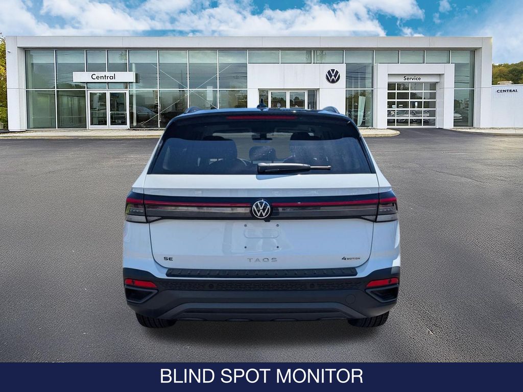 2026 Volkswagen Taos SE Black - Photo 7