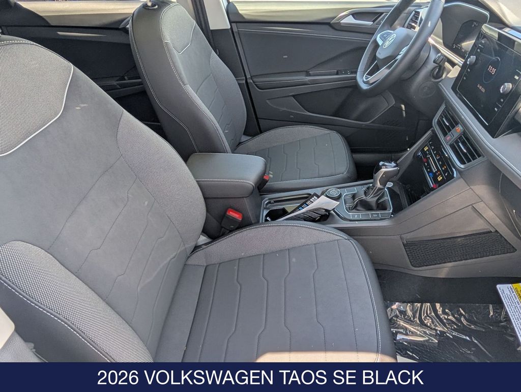 2026 Volkswagen Taos SE Black - Photo 31