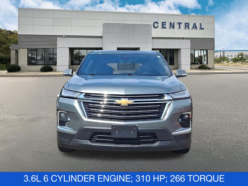 Used 2022 Chevrolet Traverse 3LT with VIN 1GNEVHKW3NJ103428 for sale in Plainfield, CT