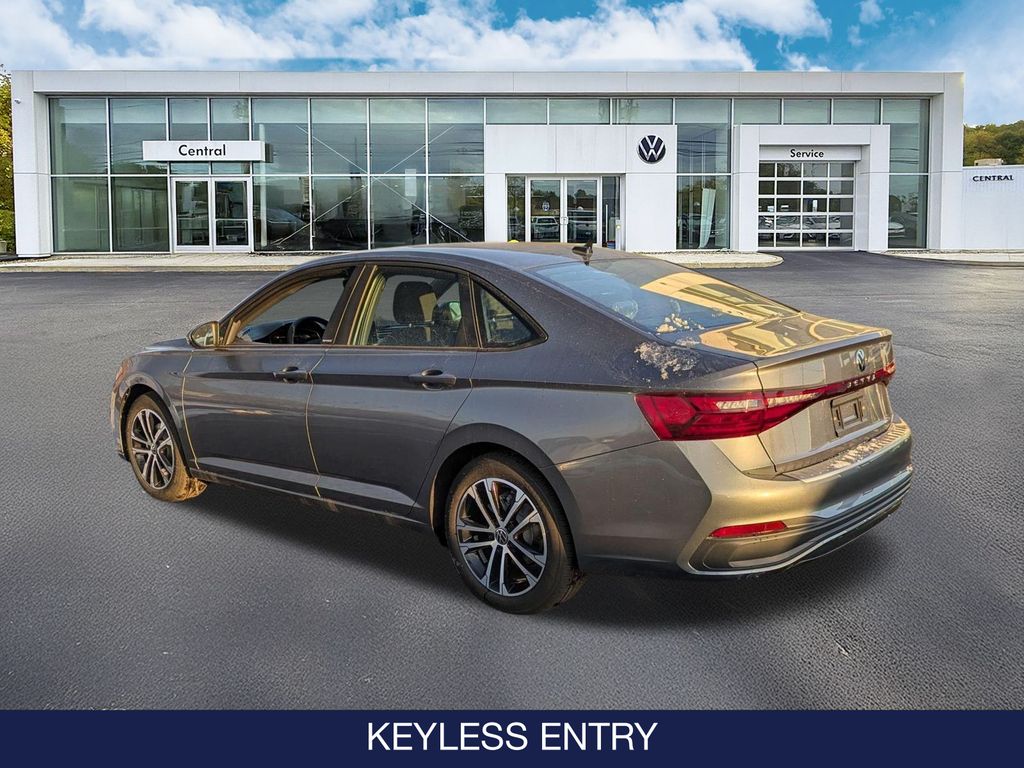 2026 Volkswagen Jetta Sport - Photo 6