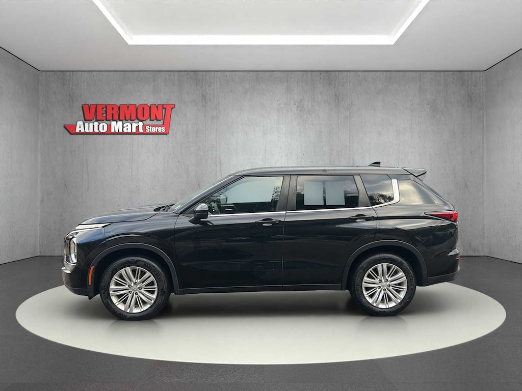 Used 2022 Mitsubishi Outlander ES CUV